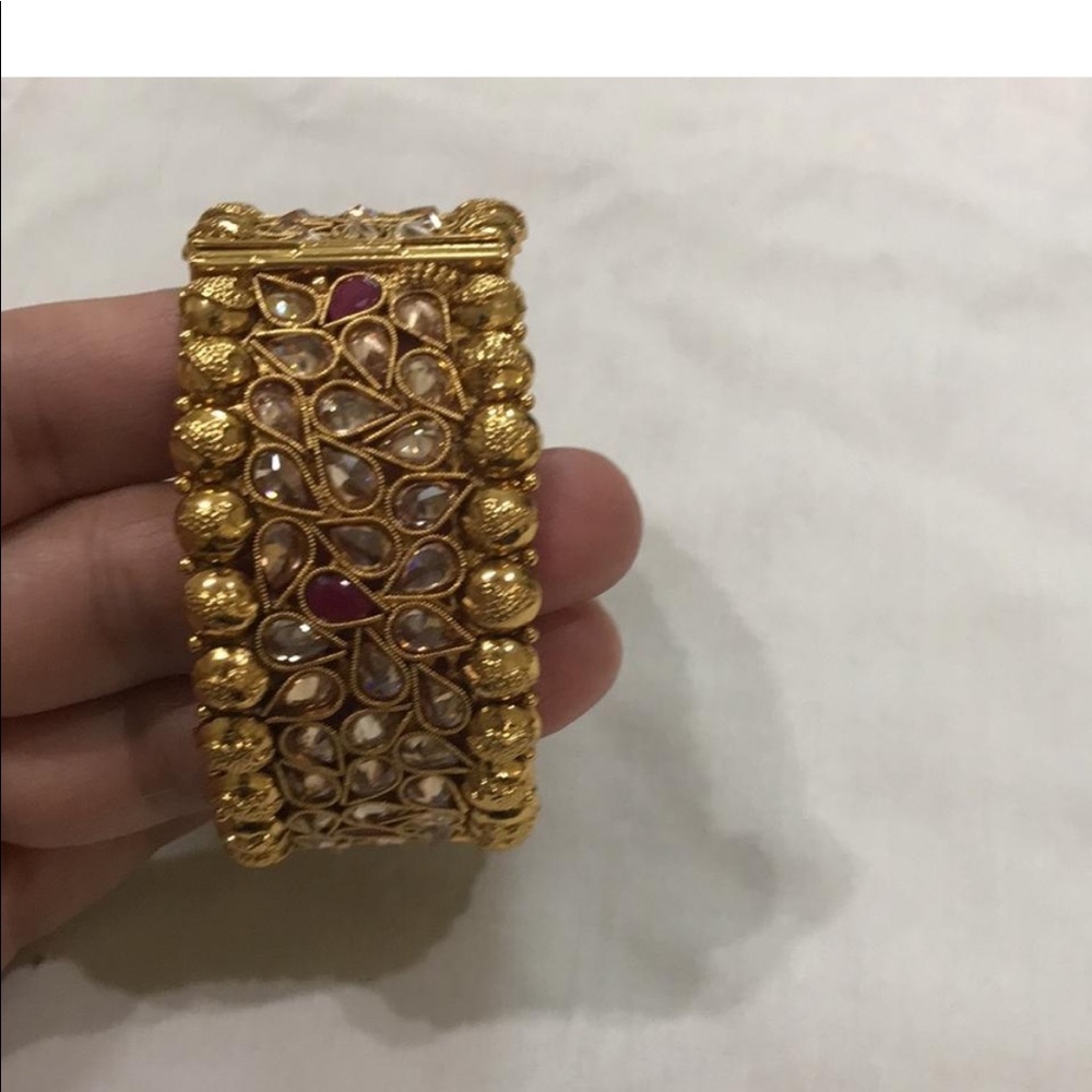 Indian polki bangle